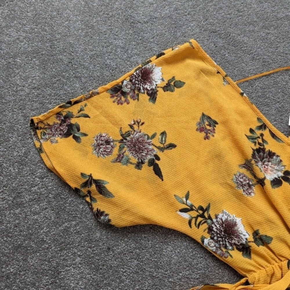 Streetwear Society maxi floral wrap jumpsuit Size Medium - Picture 2 of 10